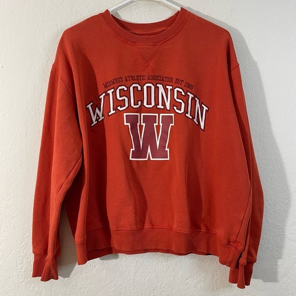 Lazy Sunday Wisconsin Logo Pullover Sweater Women Size Medium Orange/Red - Picture 1 of 10